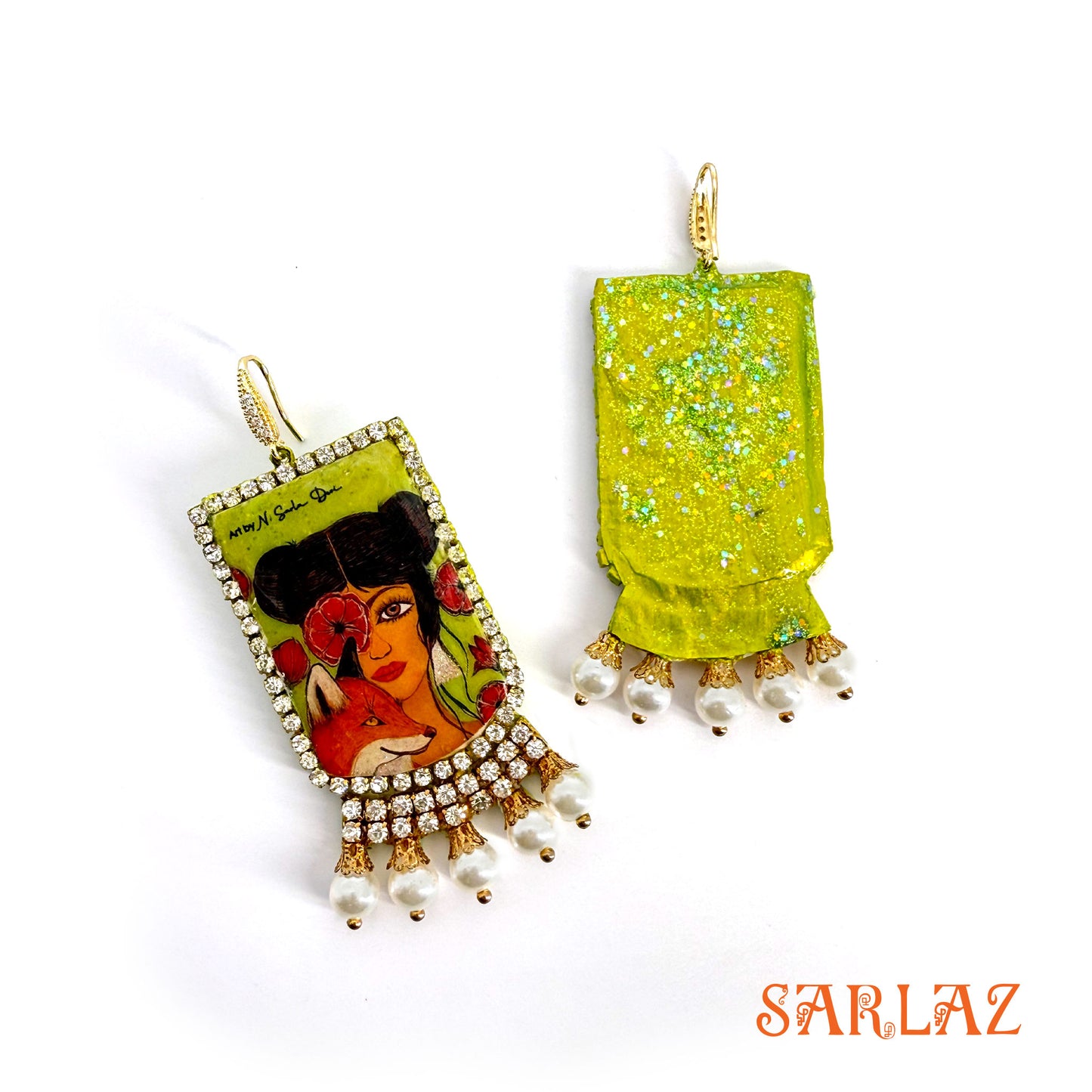 Sookja – Badge Frame Pearl Setting — Fox Art earrings