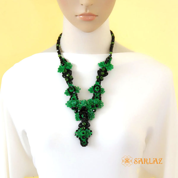 Green and Black Hedera Ivy necklace -  Nature inspired Statement Necklace